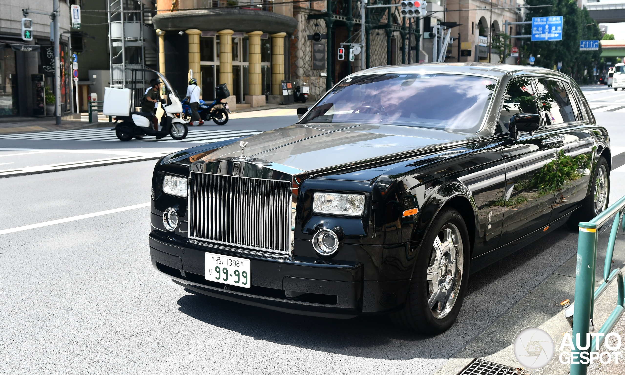 Rolls-Royce Phantom