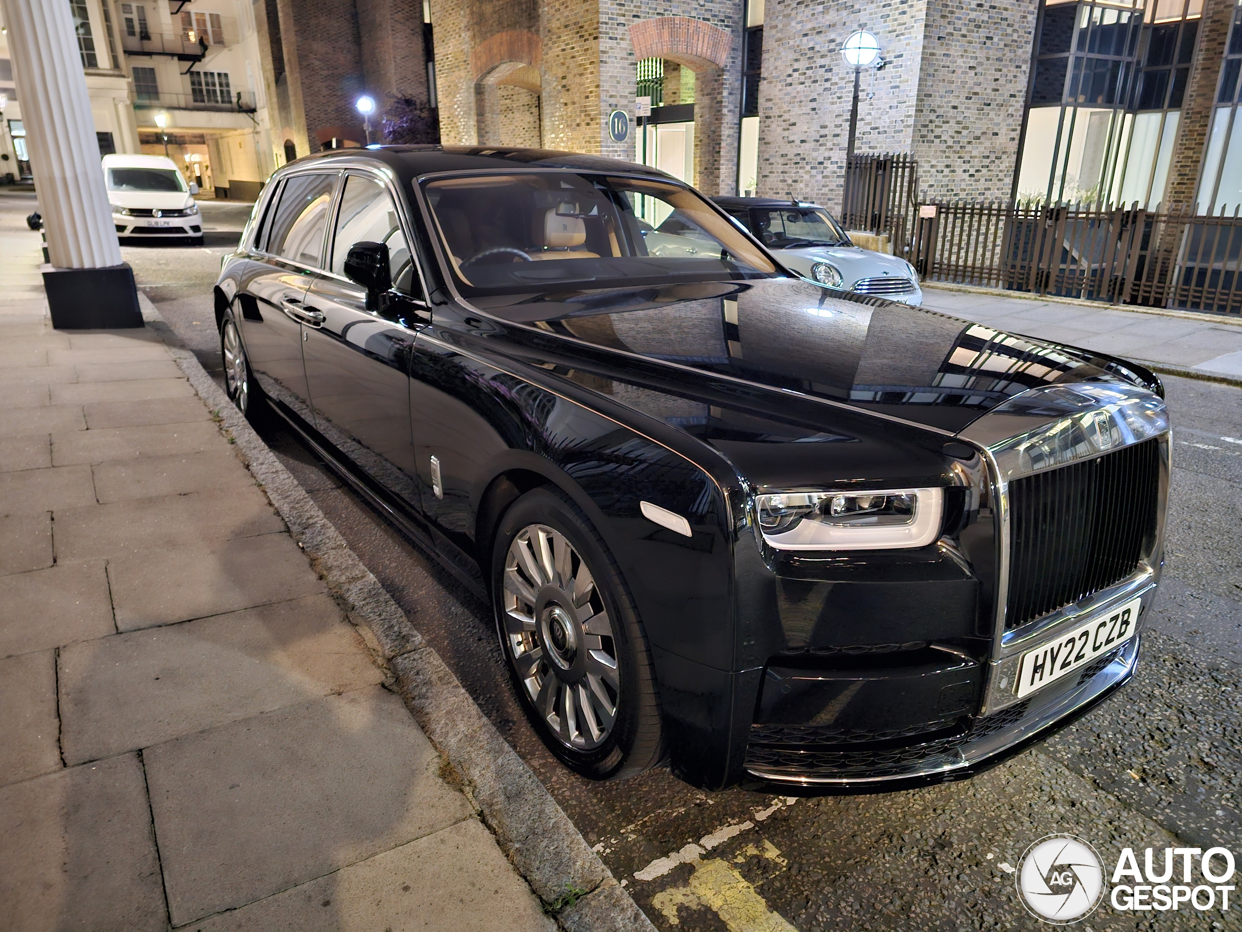 Rolls-Royce Phantom VIII EWB