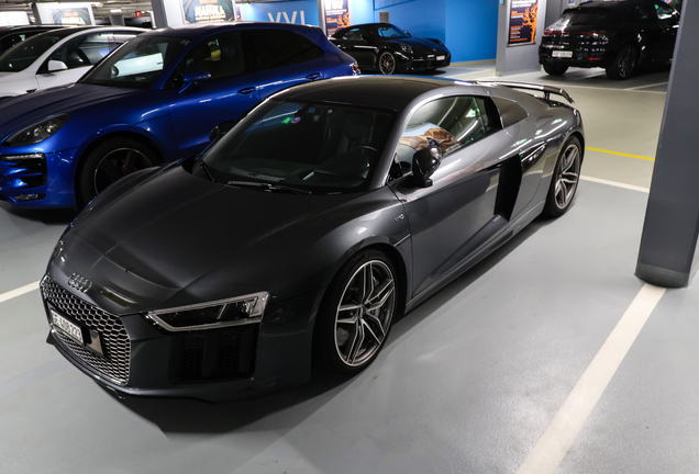 Audi R8 V10 Plus 2015