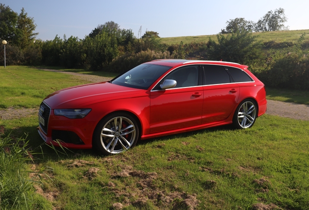 Audi RS6 Avant C7 2015