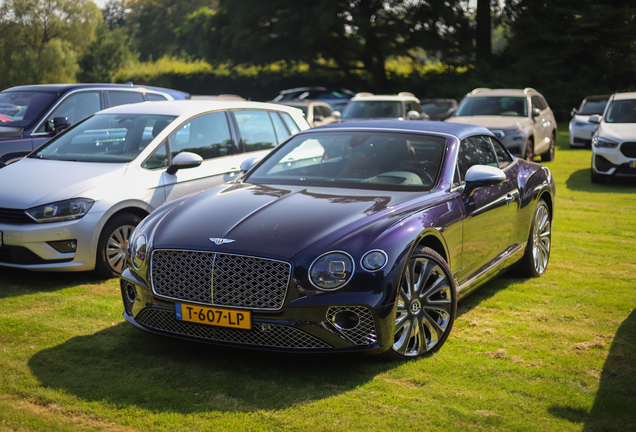 Bentley Continental GTC V8 2020 Mulliner