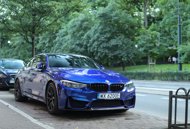 BMW M4 F82 CS