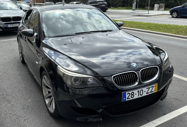 BMW M5 E60 2005