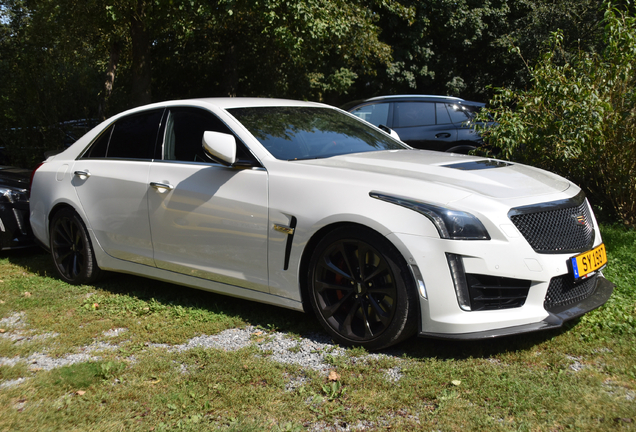 Cadillac CTS-V 2015