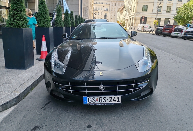 Ferrari FF