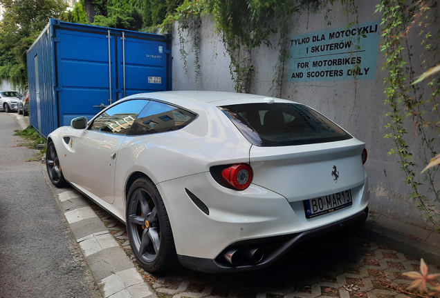 Ferrari FF