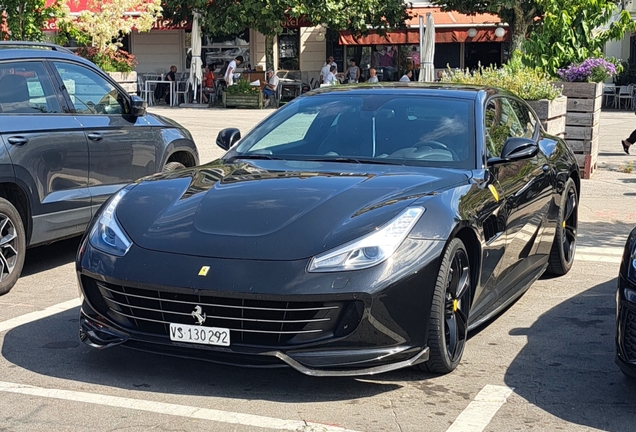 Ferrari GTC4Lusso