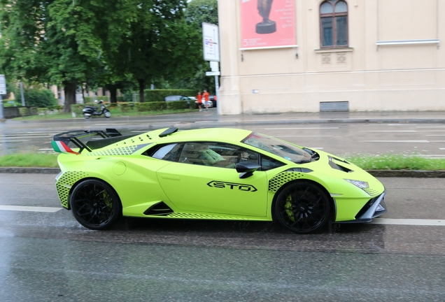 Lamborghini Huracán LP640-2 STO