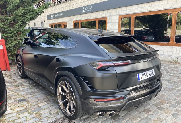 Lamborghini Urus Performante