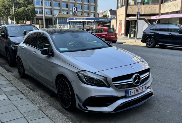 Mercedes-AMG A 45 W176 2015