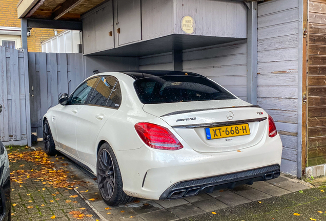 Mercedes-AMG C 63 S W205