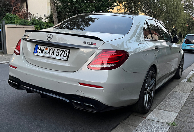 Mercedes-AMG E 63 S W213