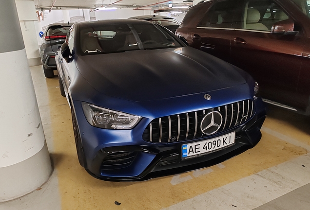 Mercedes-AMG GT 63 S X290