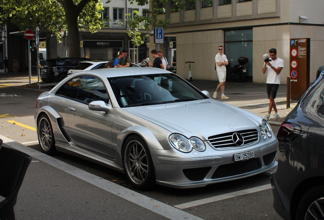 Mercedes-Benz CLK DTM AMG