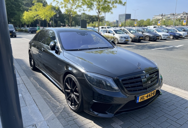 Mercedes-Benz S 63 AMG V222