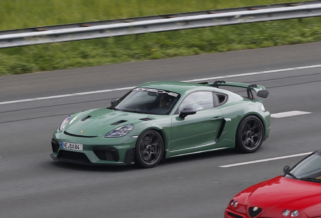 Porsche 718 Cayman GT4 RS