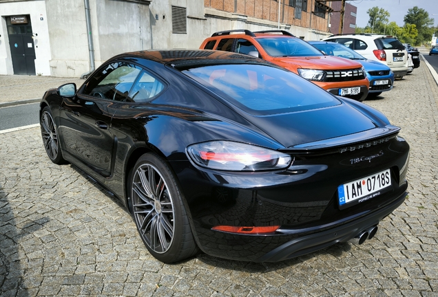 Porsche 718 Cayman S