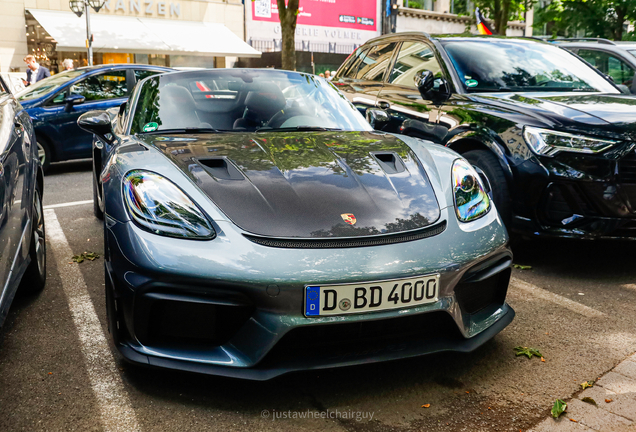 Porsche 718 Spyder RS Weissach Package