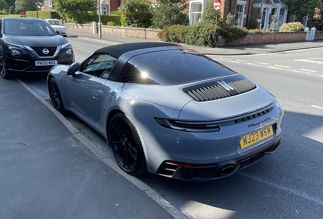 Porsche 992 Targa 4 GTS