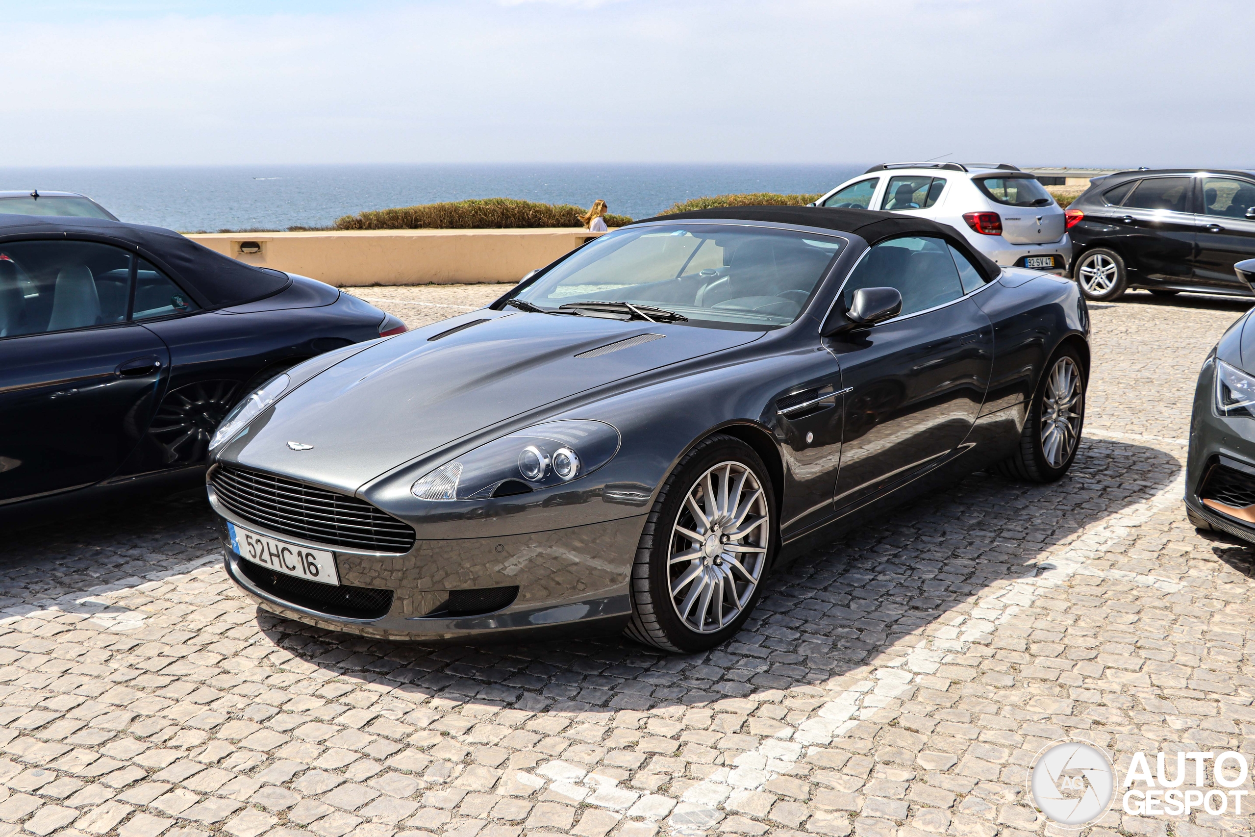 Aston Martin DB9 Volante