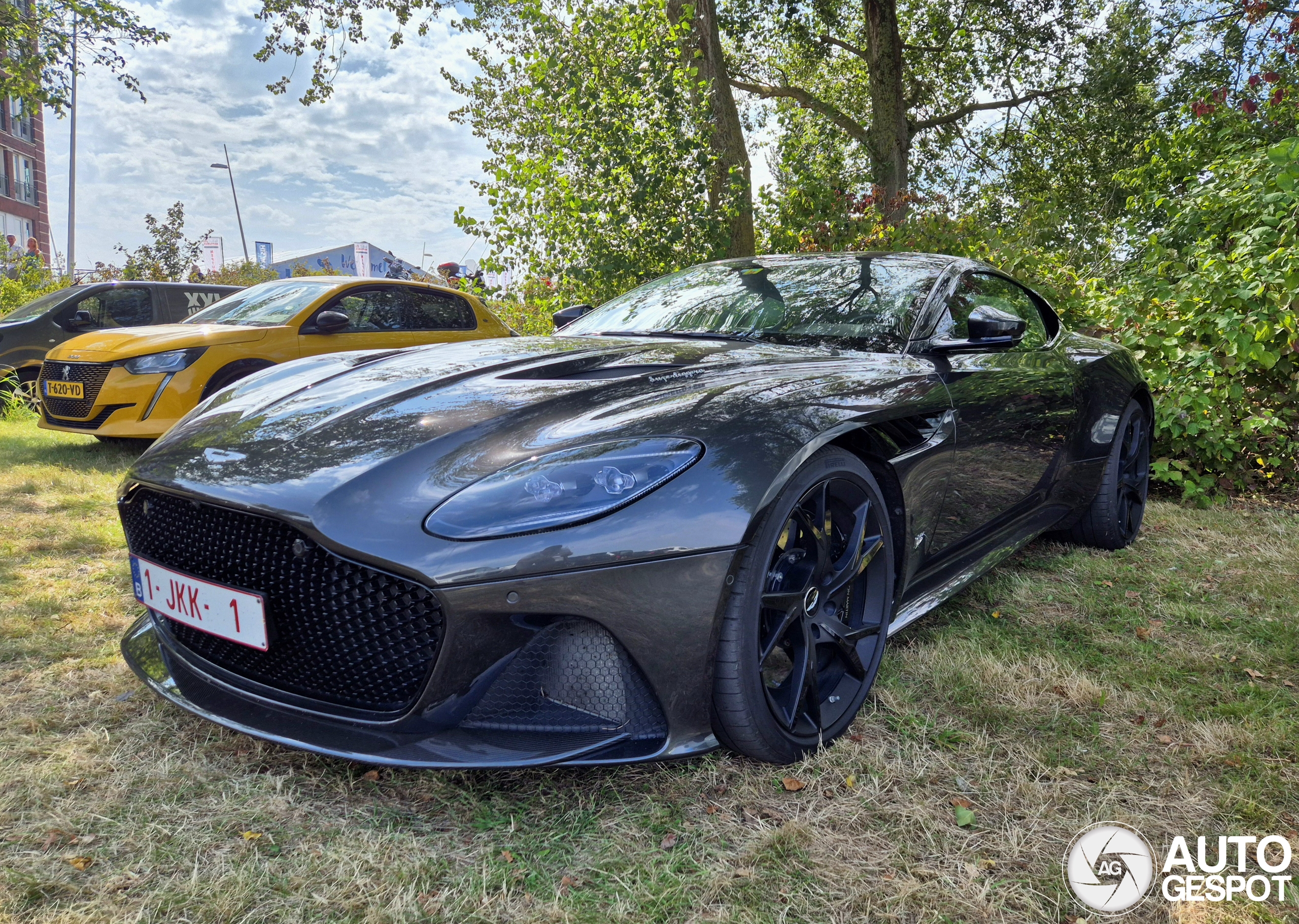 Aston Martin DBS Superleggera