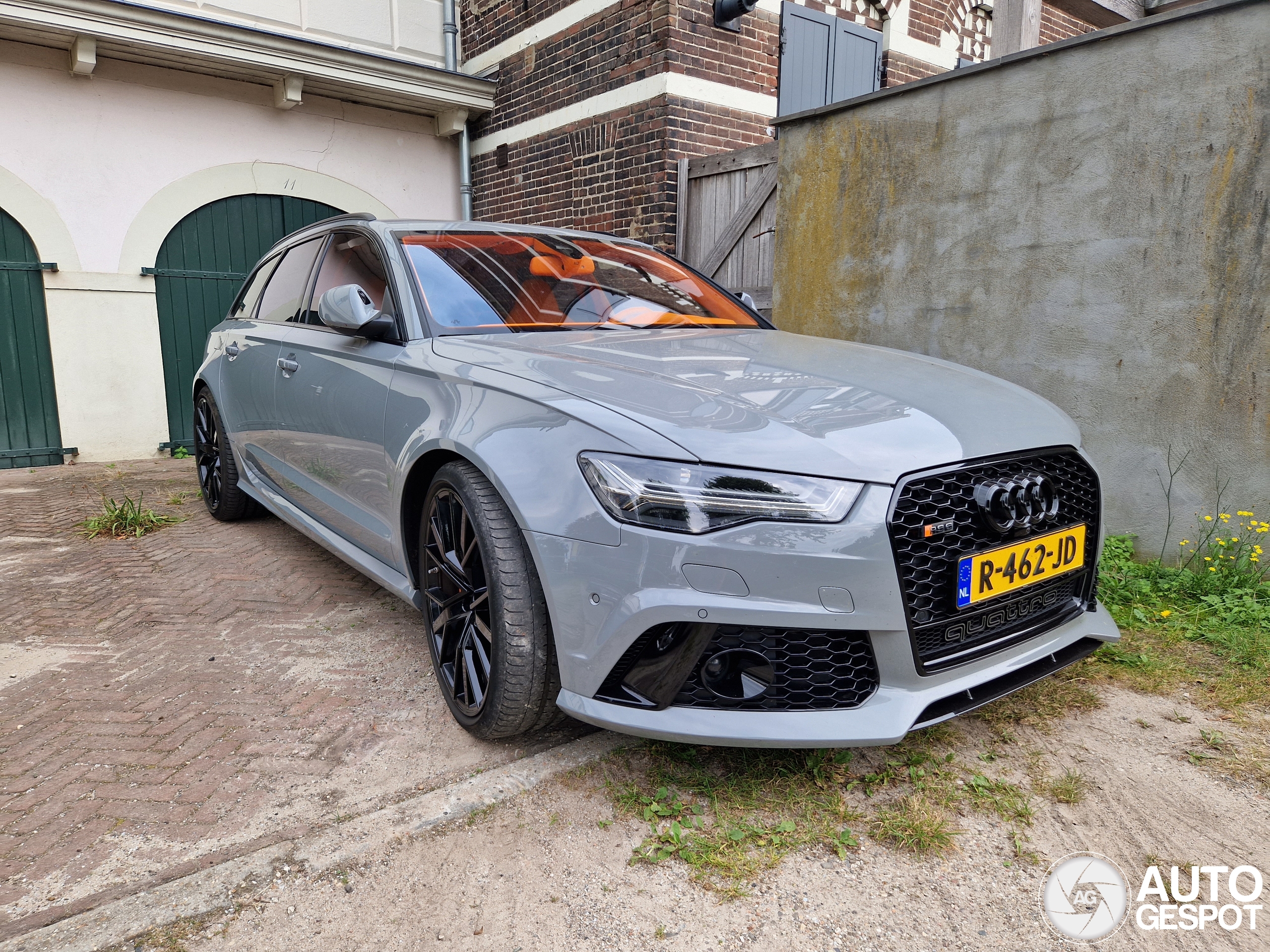 Audi RS6 Avant C7 2015