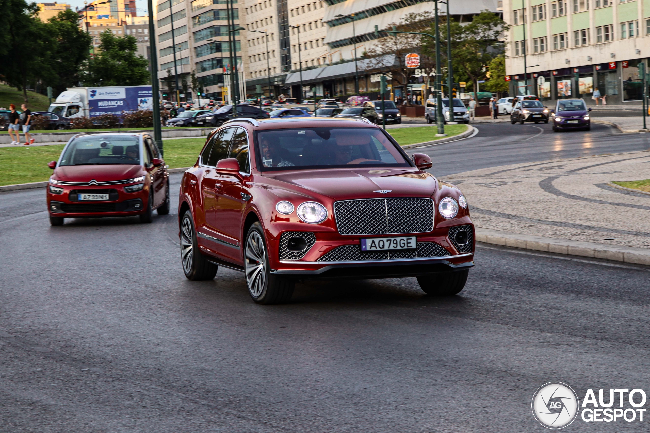 Bentley Bentayga V8 2021 First Edition