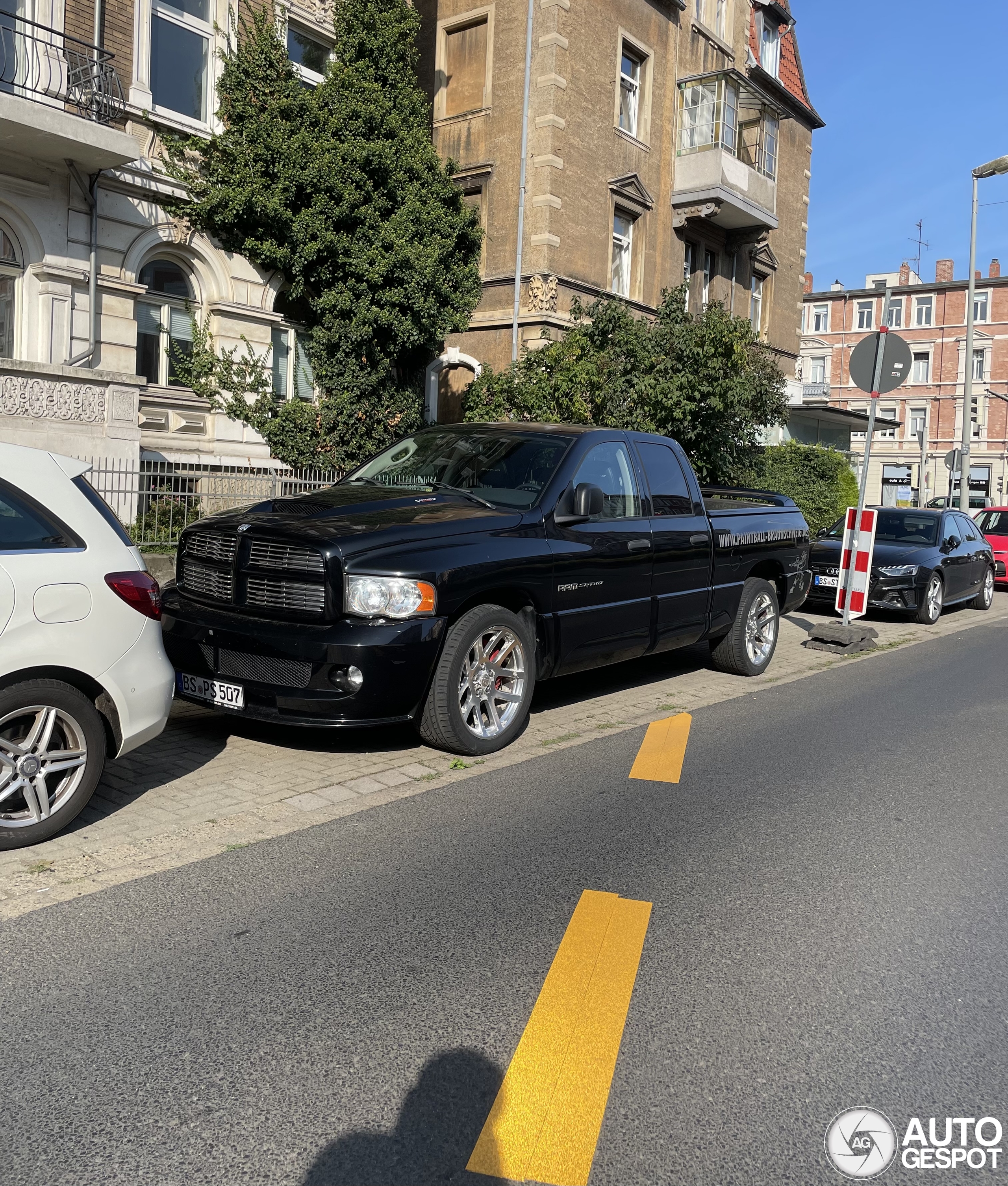 Dodge RAM SRT-10 Quad-Cab