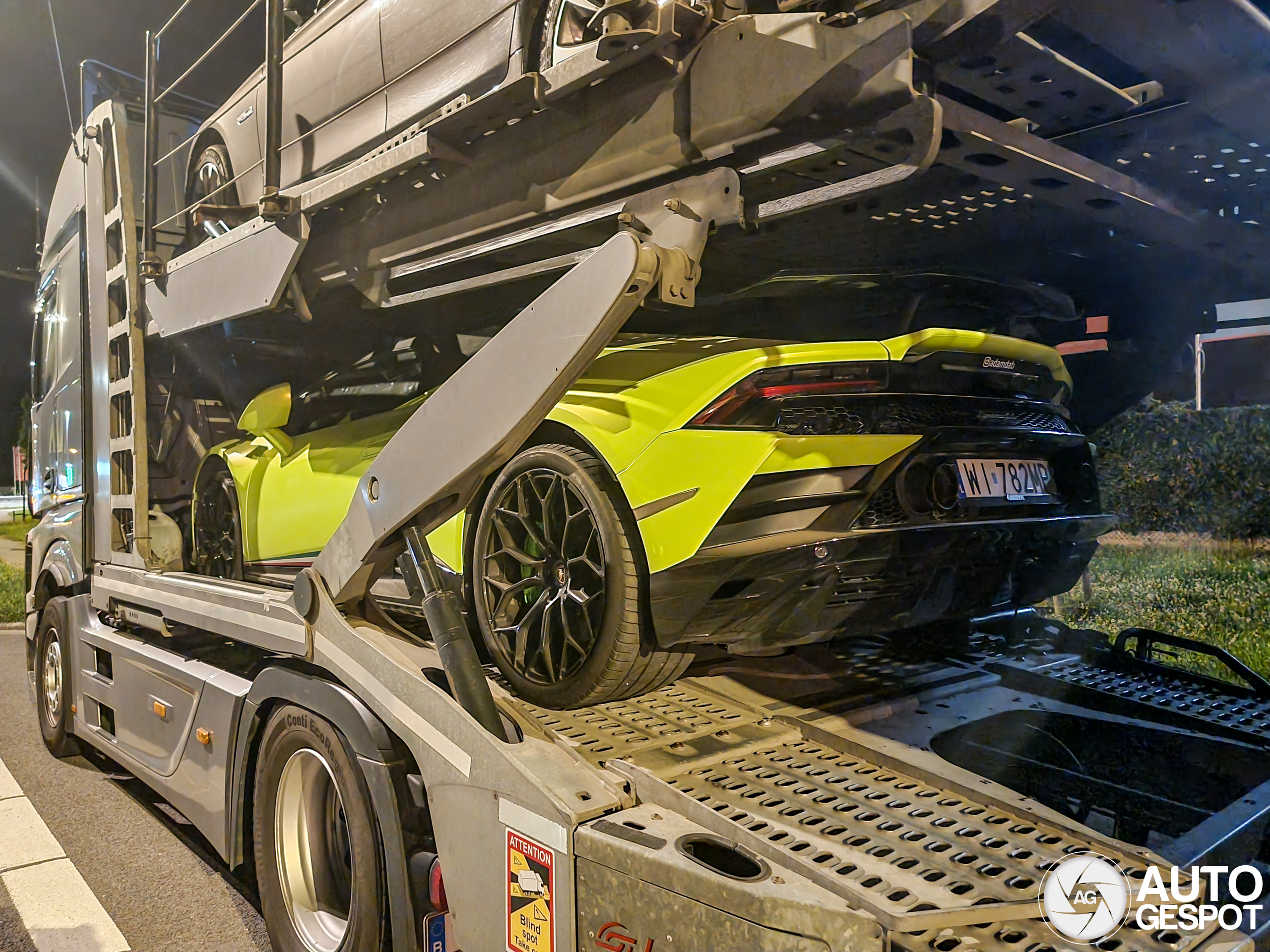 Lamborghini Huracán LP640-4 EVO Spyder