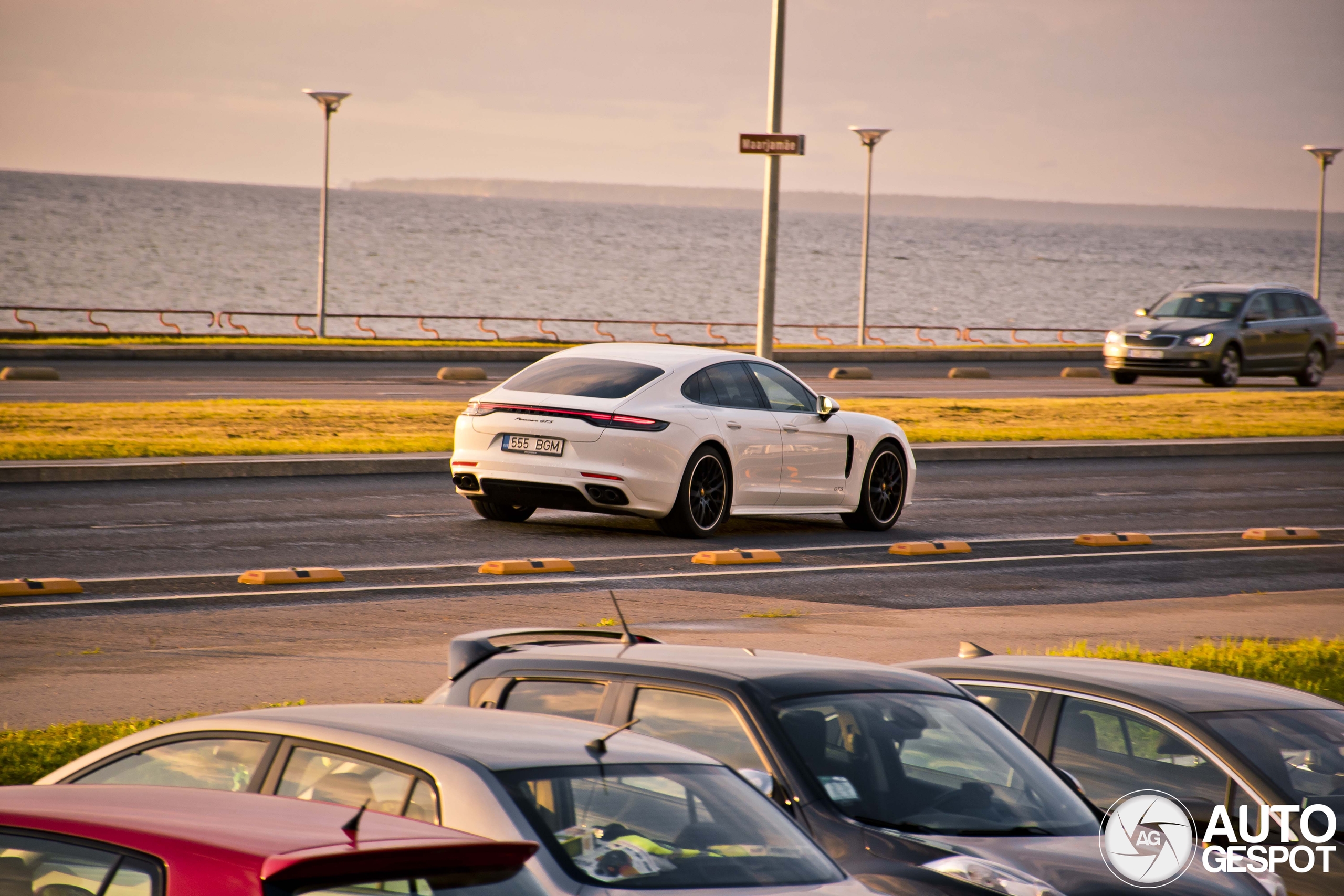 Porsche 971 Panamera GTS MkI