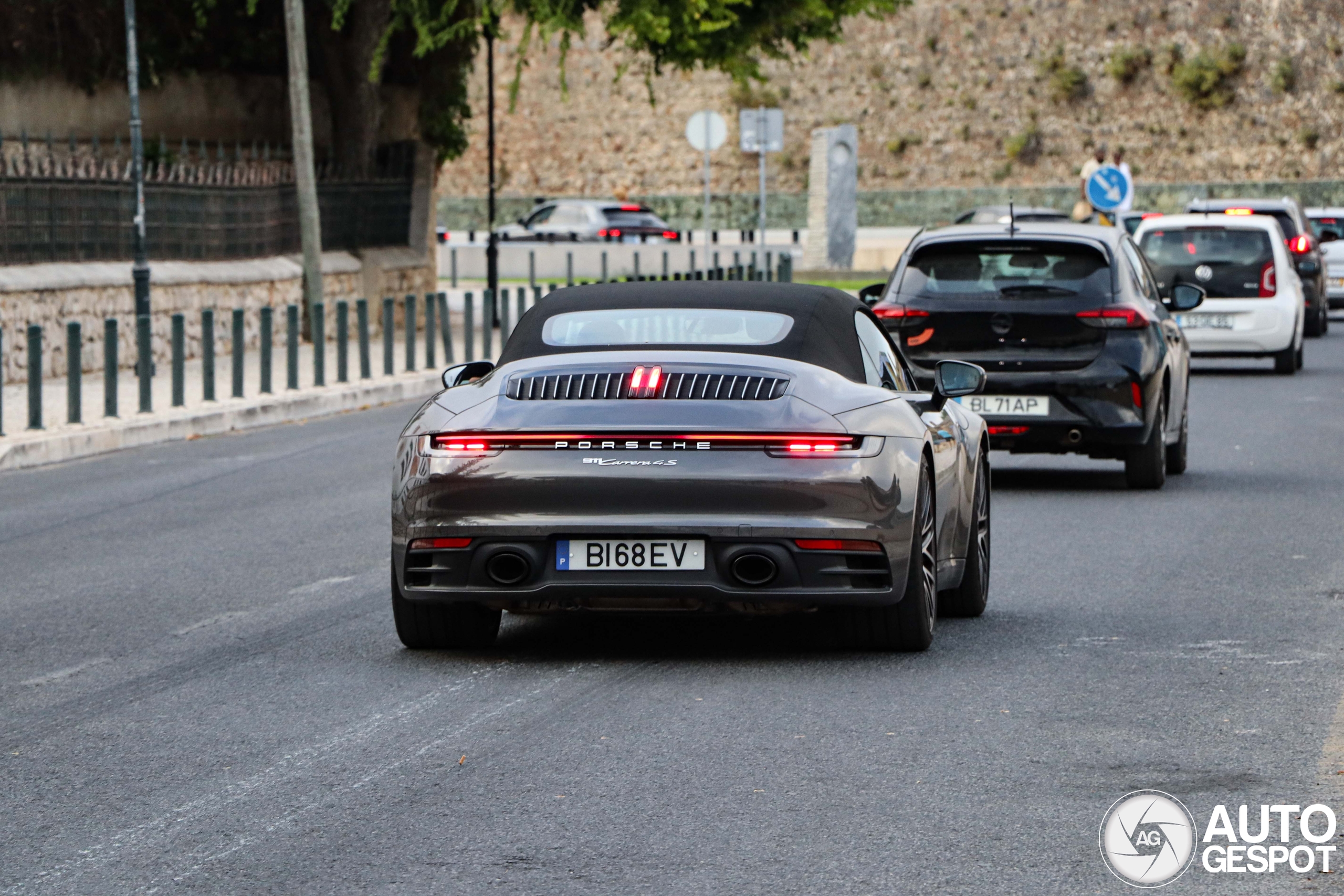 Porsche 992 Carrera 4S Cabriolet