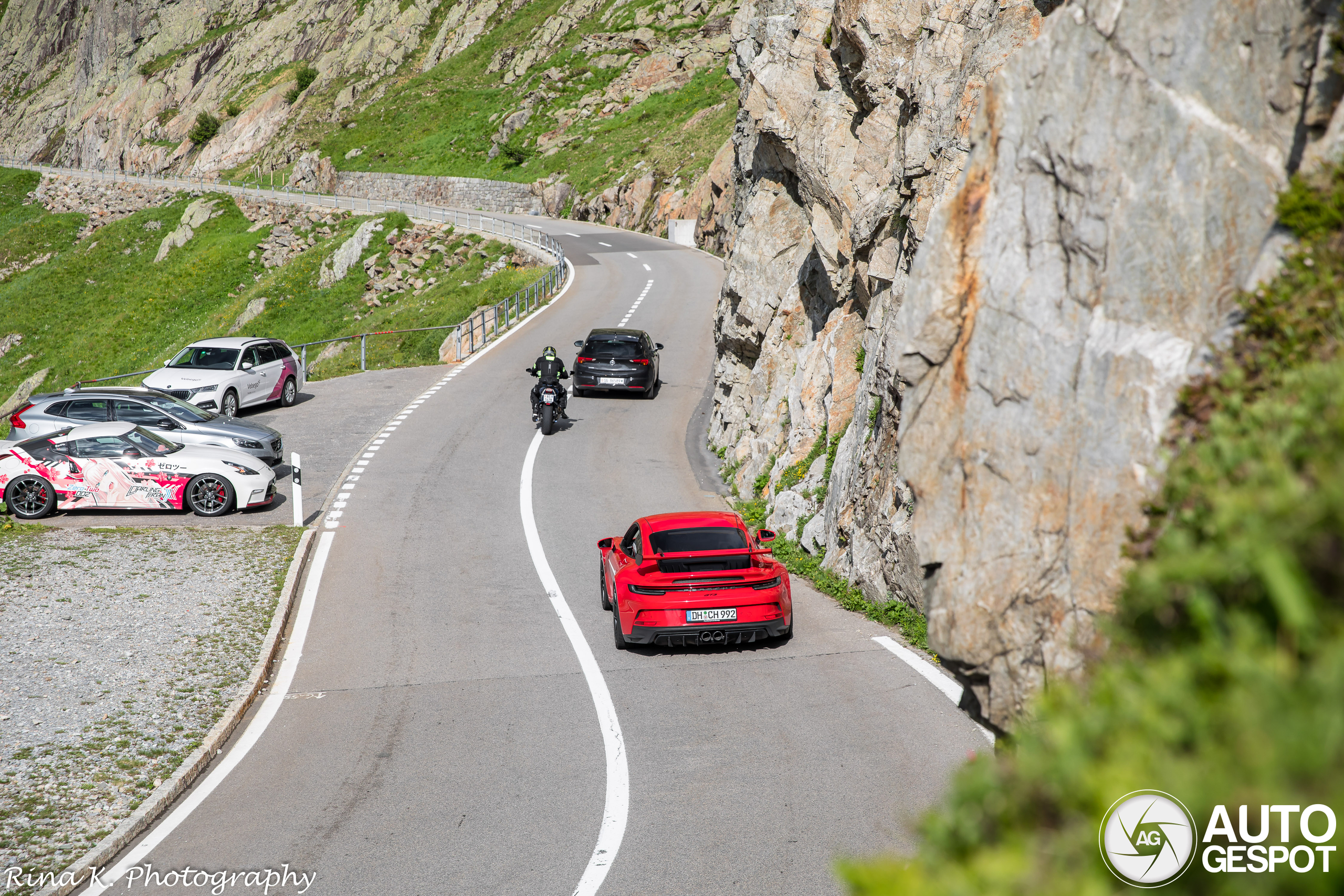 Porsche 992 GT3 on the historic Sustenpass