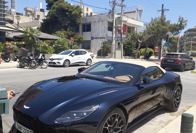 Aston Martin DB11 V8 Volante