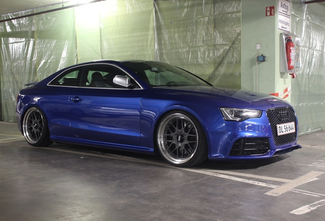 Audi RS5 B8 2012