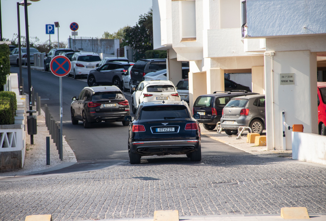 Bentley Bentayga V8