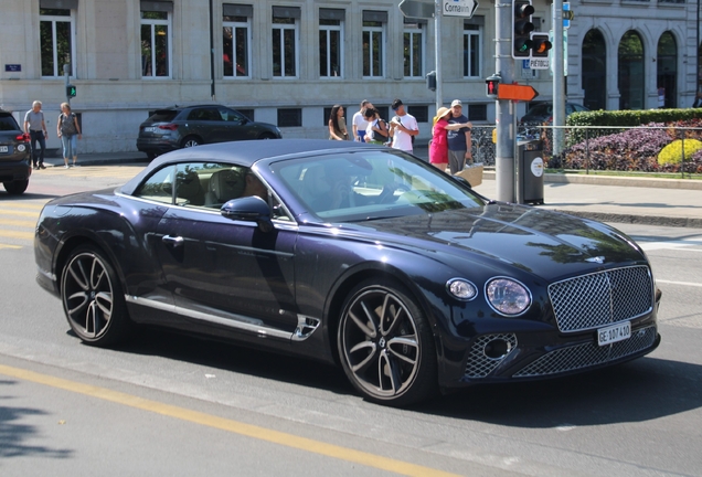 Bentley Continental GTC 2019