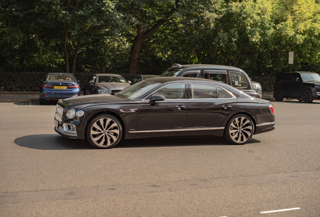 Bentley Flying Spur V8 Azure