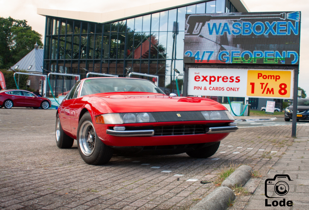 Ferrari 365 GTB/4 Daytona