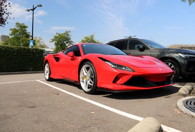 Ferrari F8 Tributo