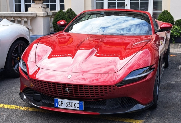 Ferrari Roma Spider