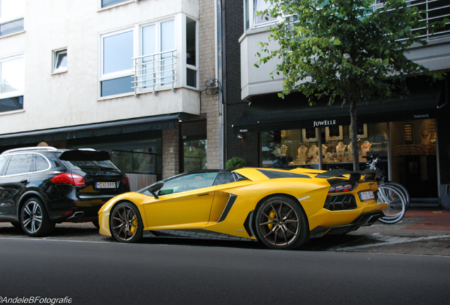 Lamborghini Aventador LP700-4 Roadster