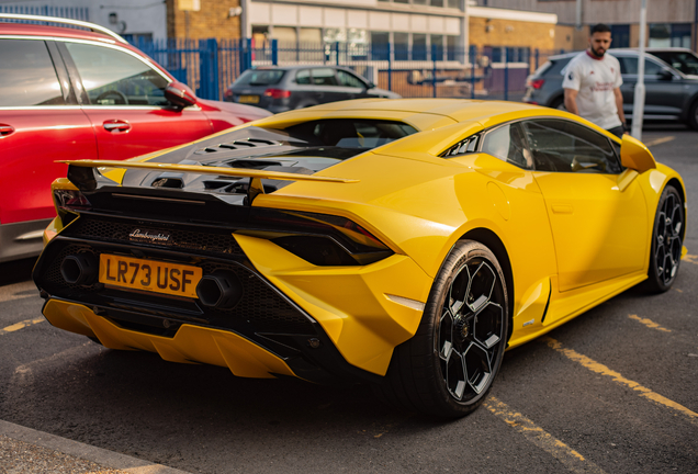 Lamborghini Huracán LP640-2 Tecnica