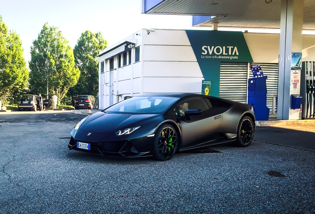 Lamborghini Huracán LP640-4 EVO