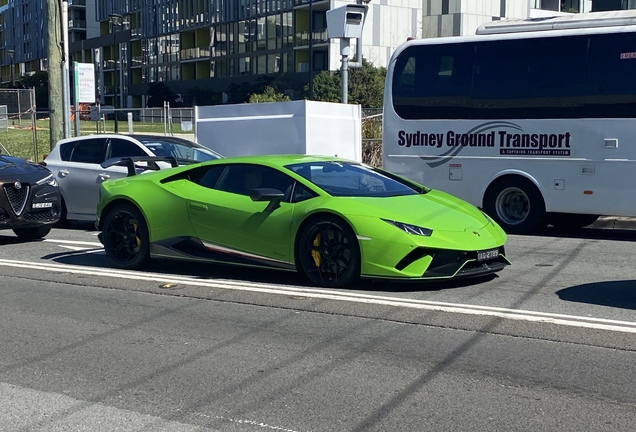 Lamborghini Huracán LP640-4 Performante