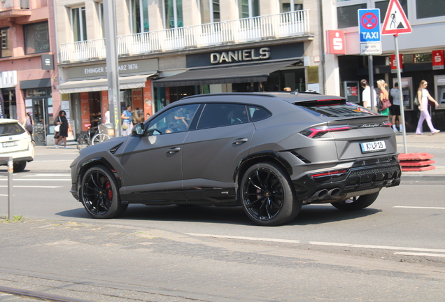 Lamborghini Urus S