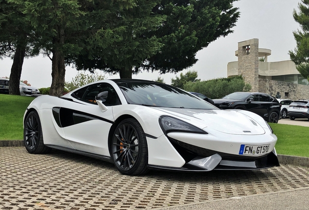 McLaren 570GT