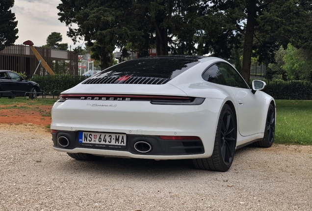 Porsche 992 Carrera 4S