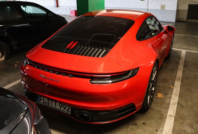 Porsche 992 Carrera S