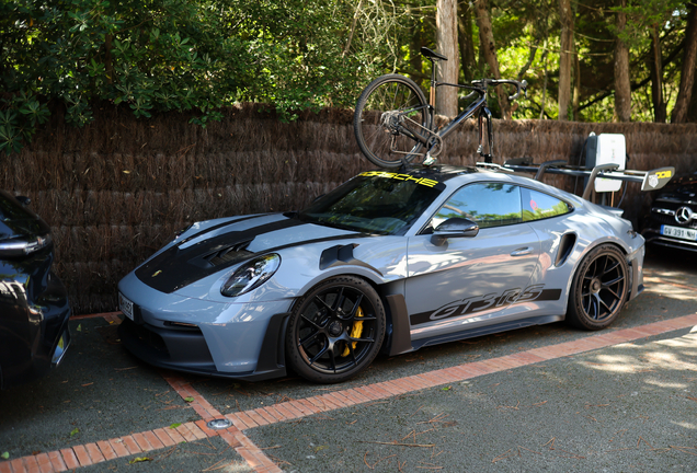 Porsche 992 GT3 RS Weissach Package