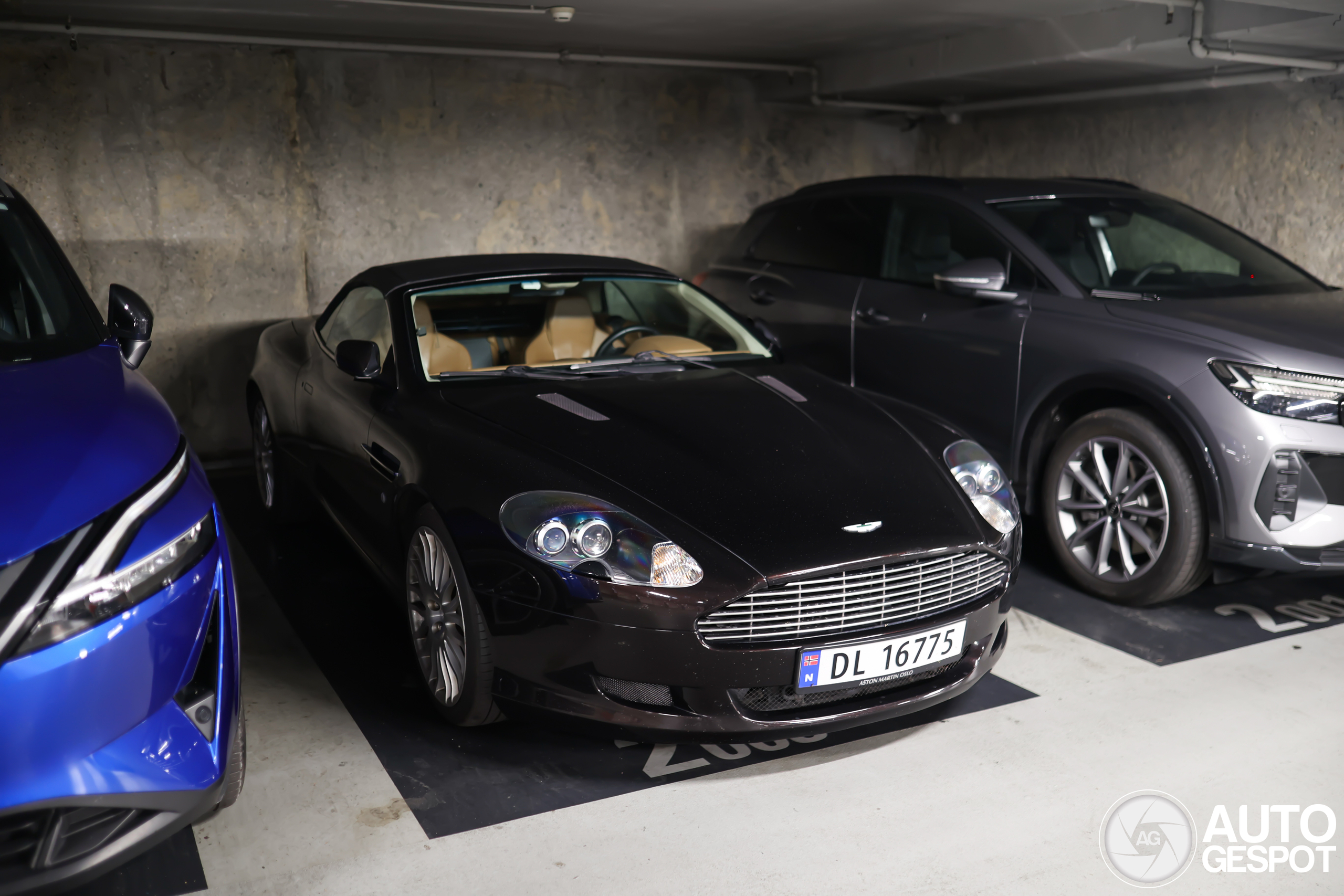 Aston Martin DB9 Volante